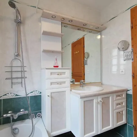 Holiday home Maison Familiale Au Coeur De La Haute-loire - Randos Et Decouverte Du Puy-en-velay - Fr-1-582-322